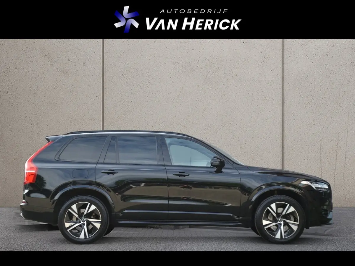 2.0 T8 Recharge AWD R-Design 7 persoons | Panoramadak | Winterpakket PRO | Head-up | 360 C