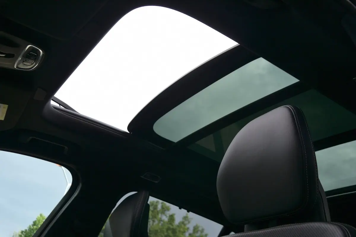 2.0 T8 Recharge AWD R-Design 7 persoons | Panoramadak | Winterpakket PRO | Head-up | 360 C
