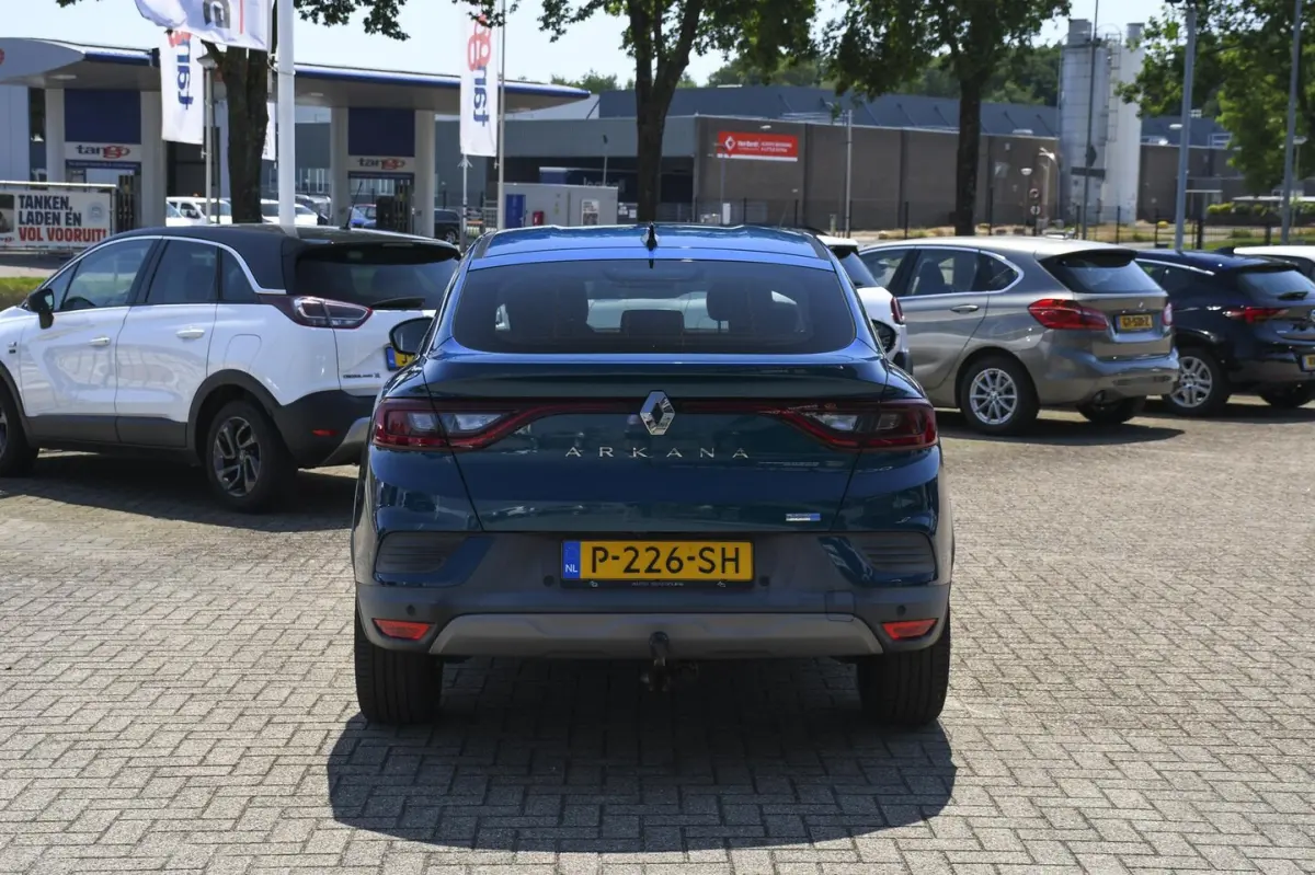 1.6 E-Tech Hybrid 145 Intens 1 EIGENAAR