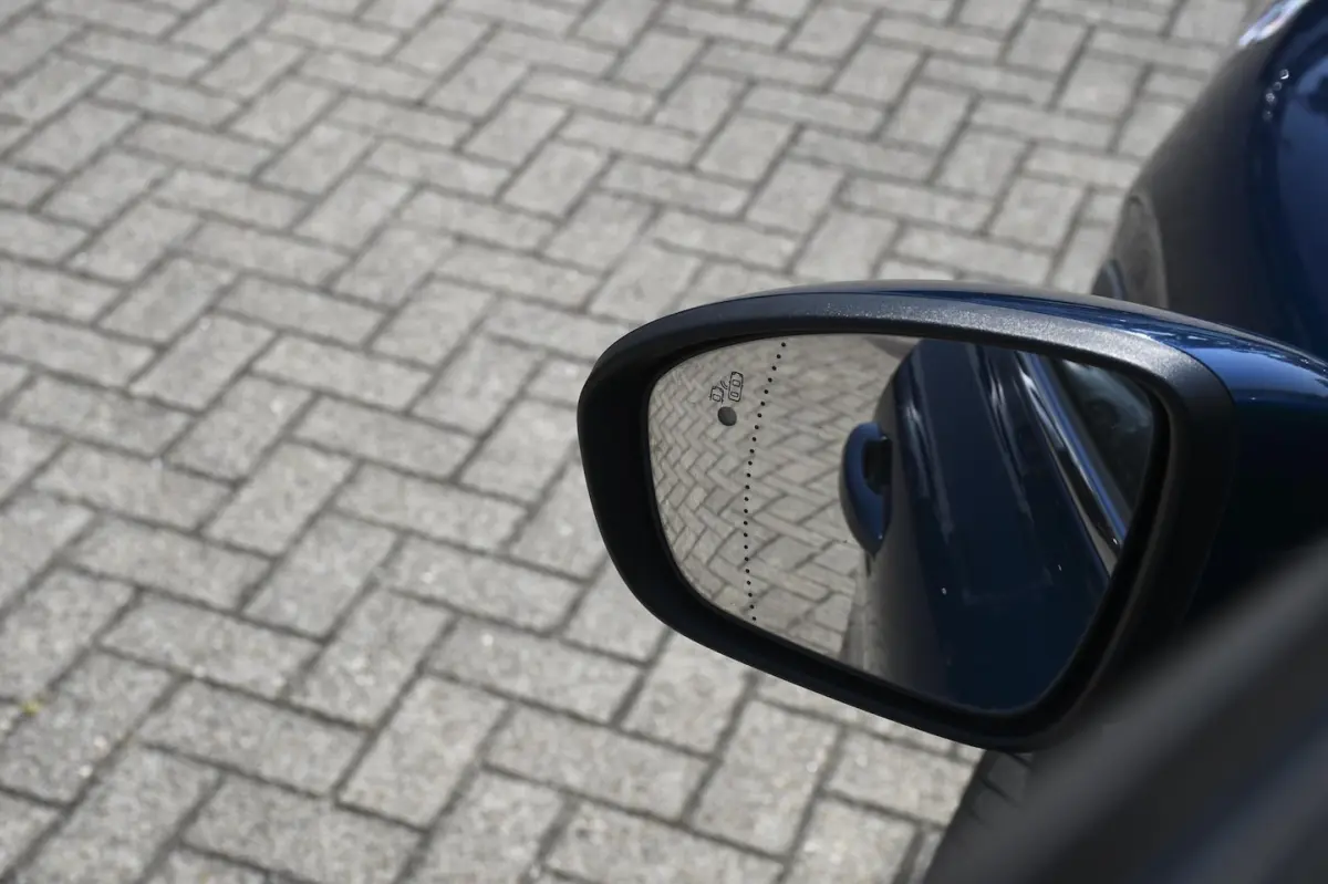 1.6 E-Tech Hybrid 145 Intens 1 EIGENAAR