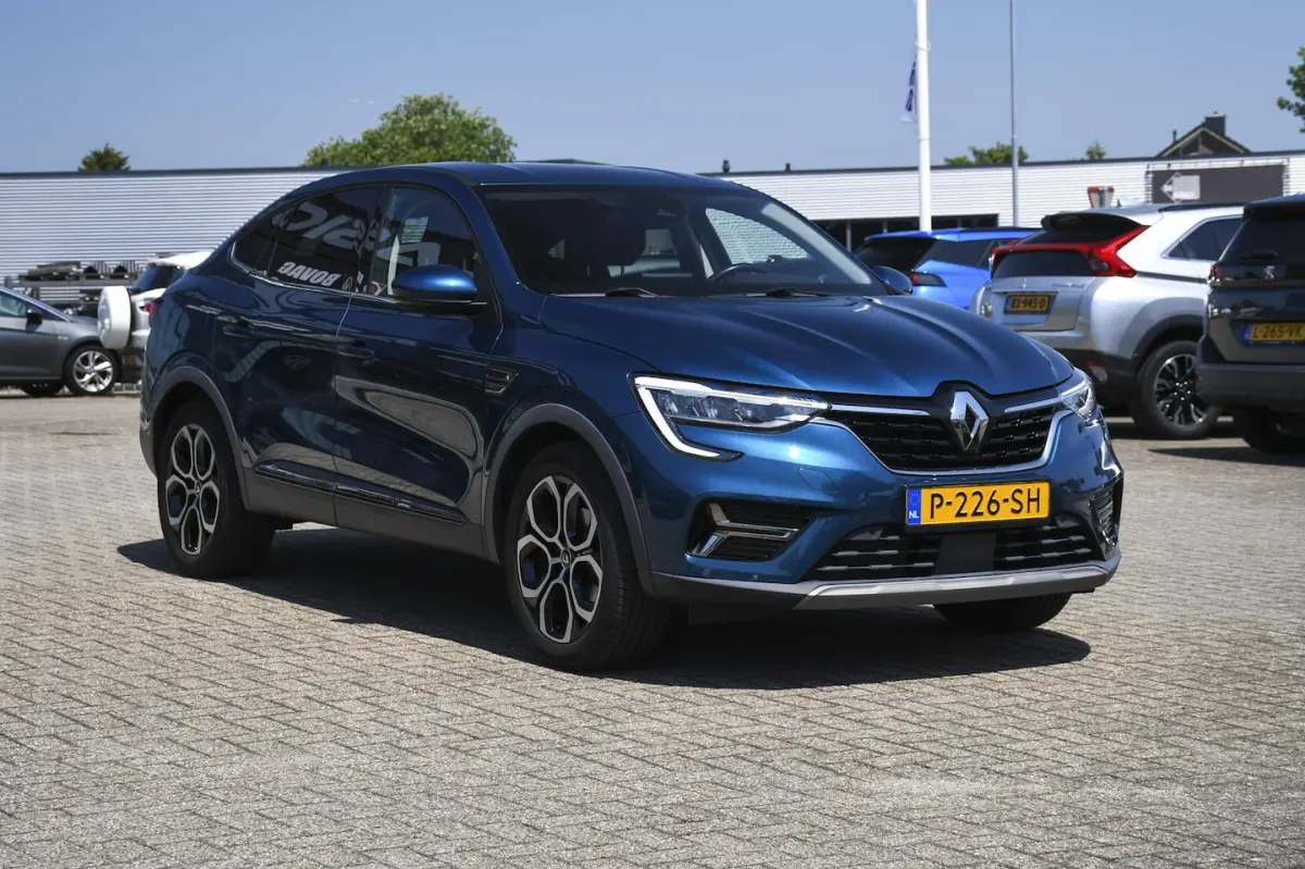 1.6 E-Tech Hybrid 145 Intens 1 EIGENAAR