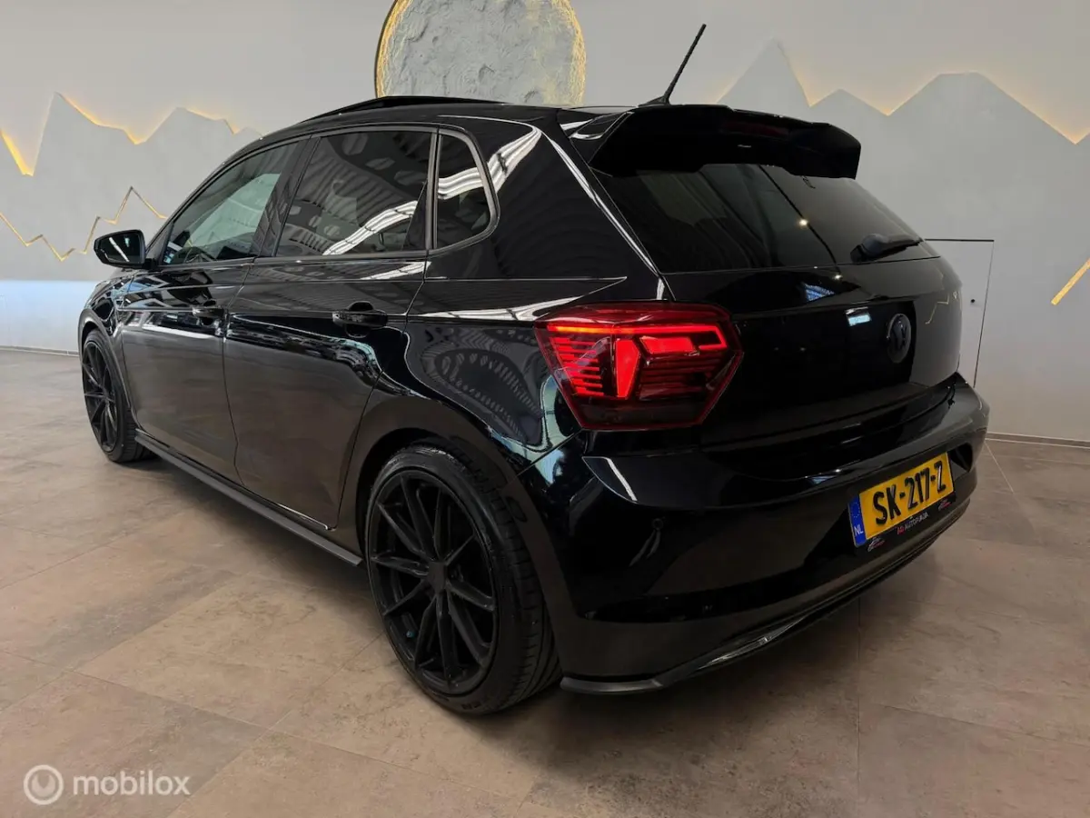 1.0 TSI R-line Panorama/Beats/Keyless/Camera