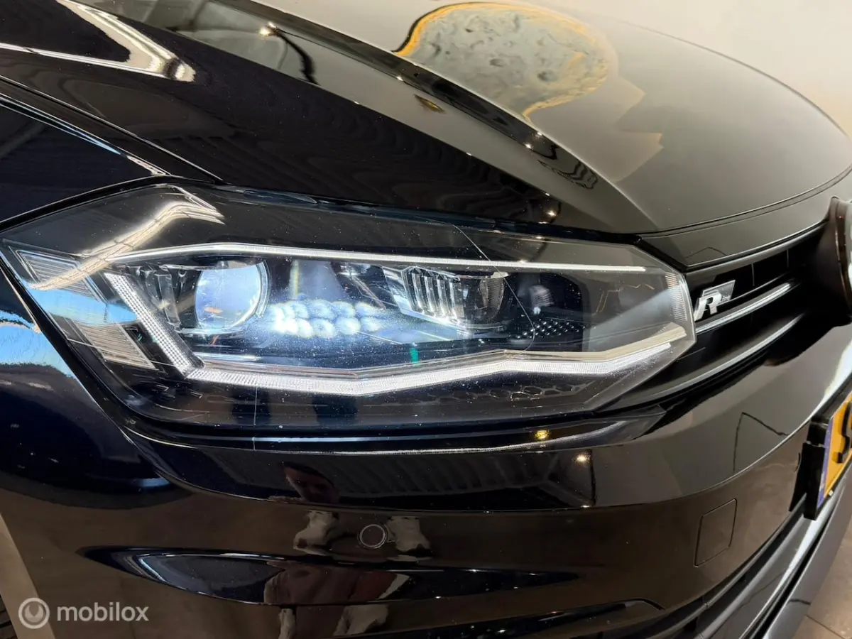 1.0 TSI R-line Panorama/Beats/Keyless/Camera