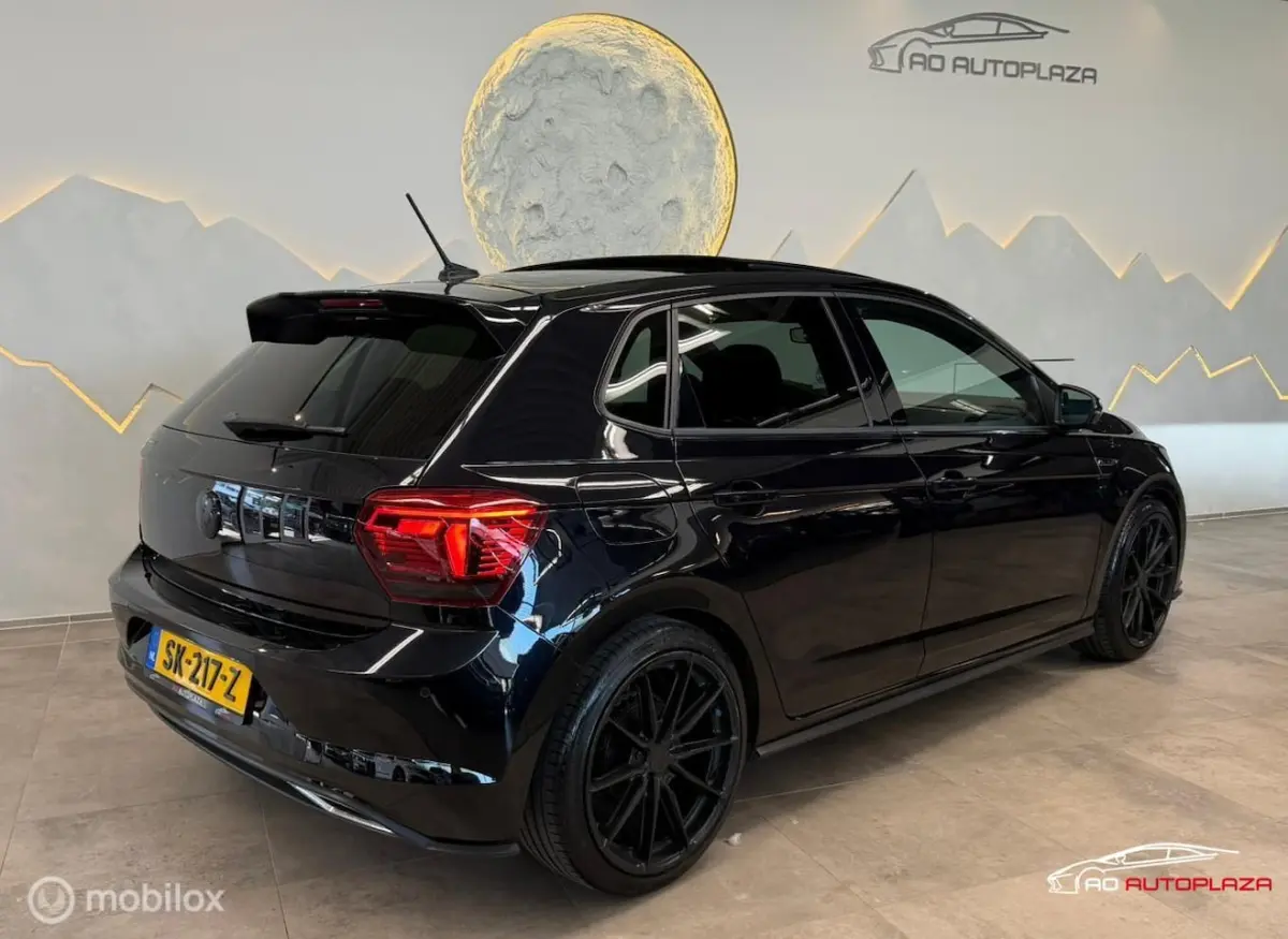 1.0 TSI R-line Panorama/Beats/Keyless/Camera