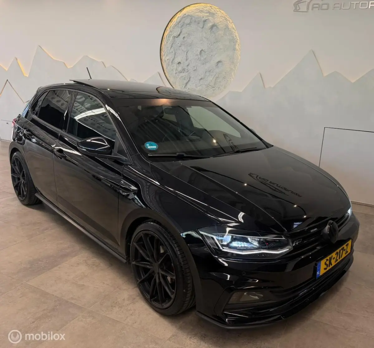1.0 TSI R-line Panorama/Beats/Keyless/Camera