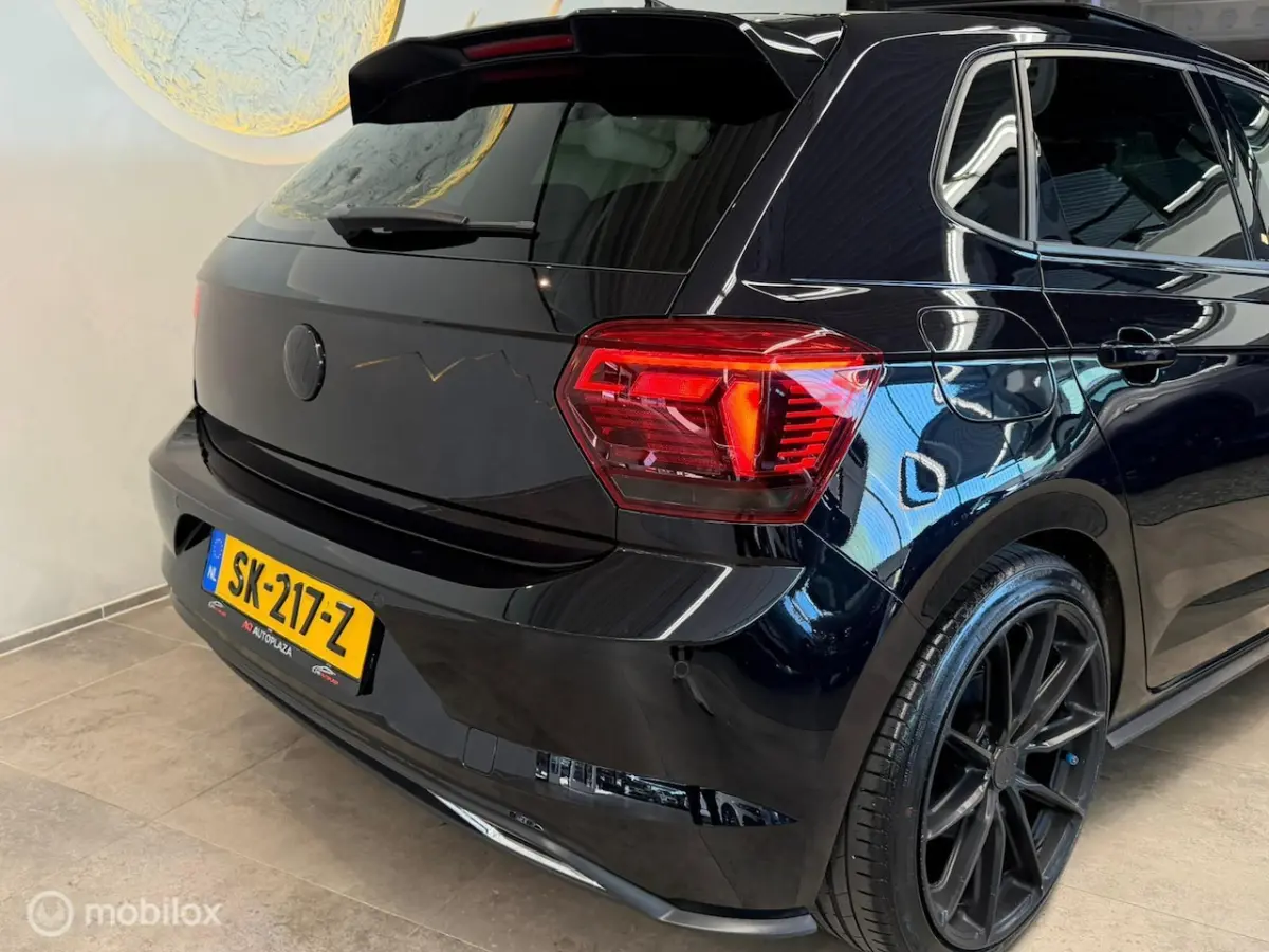 1.0 TSI R-line Panorama/Beats/Keyless/Camera