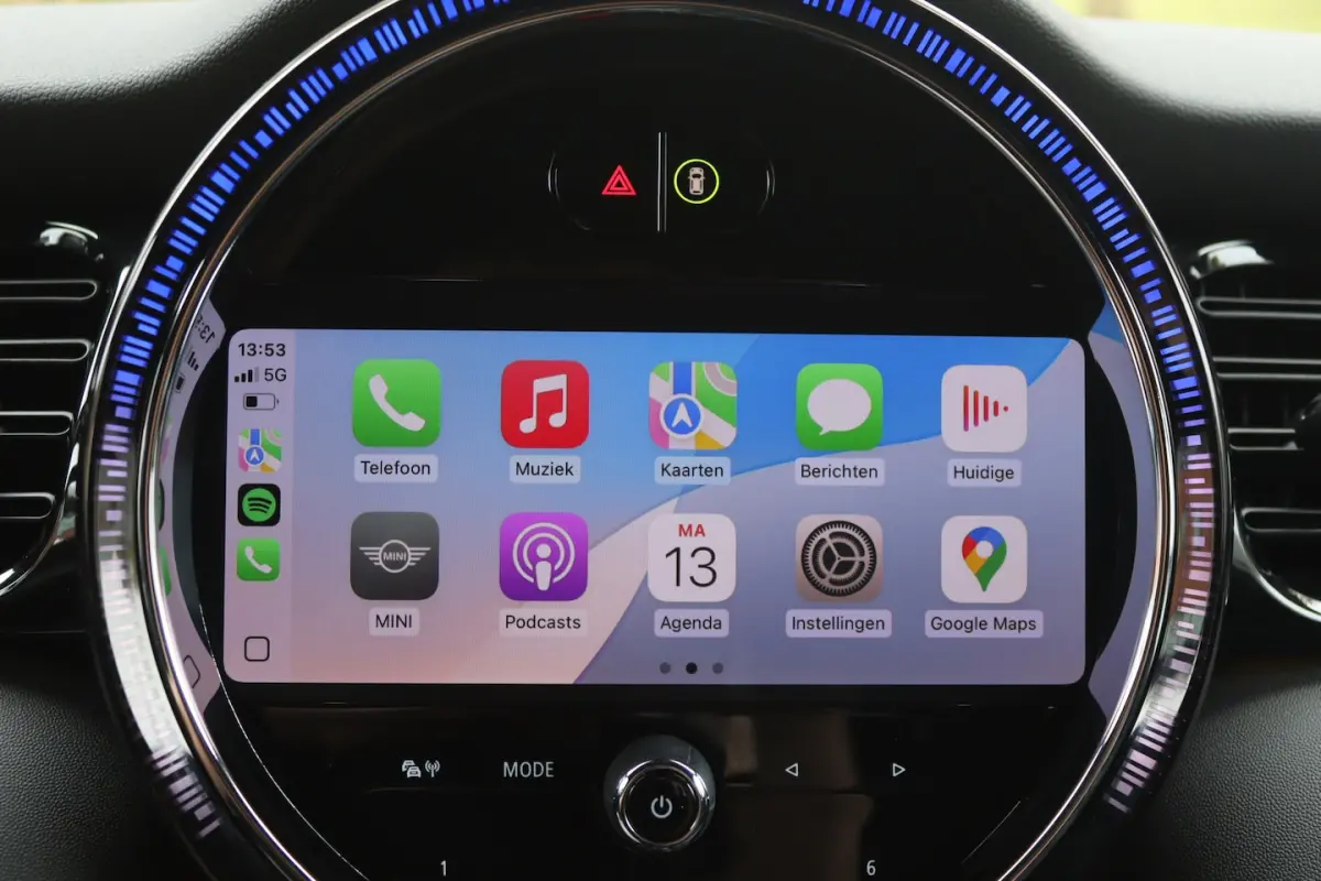 1.5 Cooper Premium Plus Pano/Leder/LED/Keyless/Camera/Head-up/CarPlay