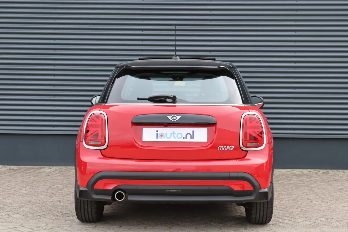 1.5 Cooper Premium Plus Pano/Leder/LED/Keyless/Camera/Head-up/CarPlay