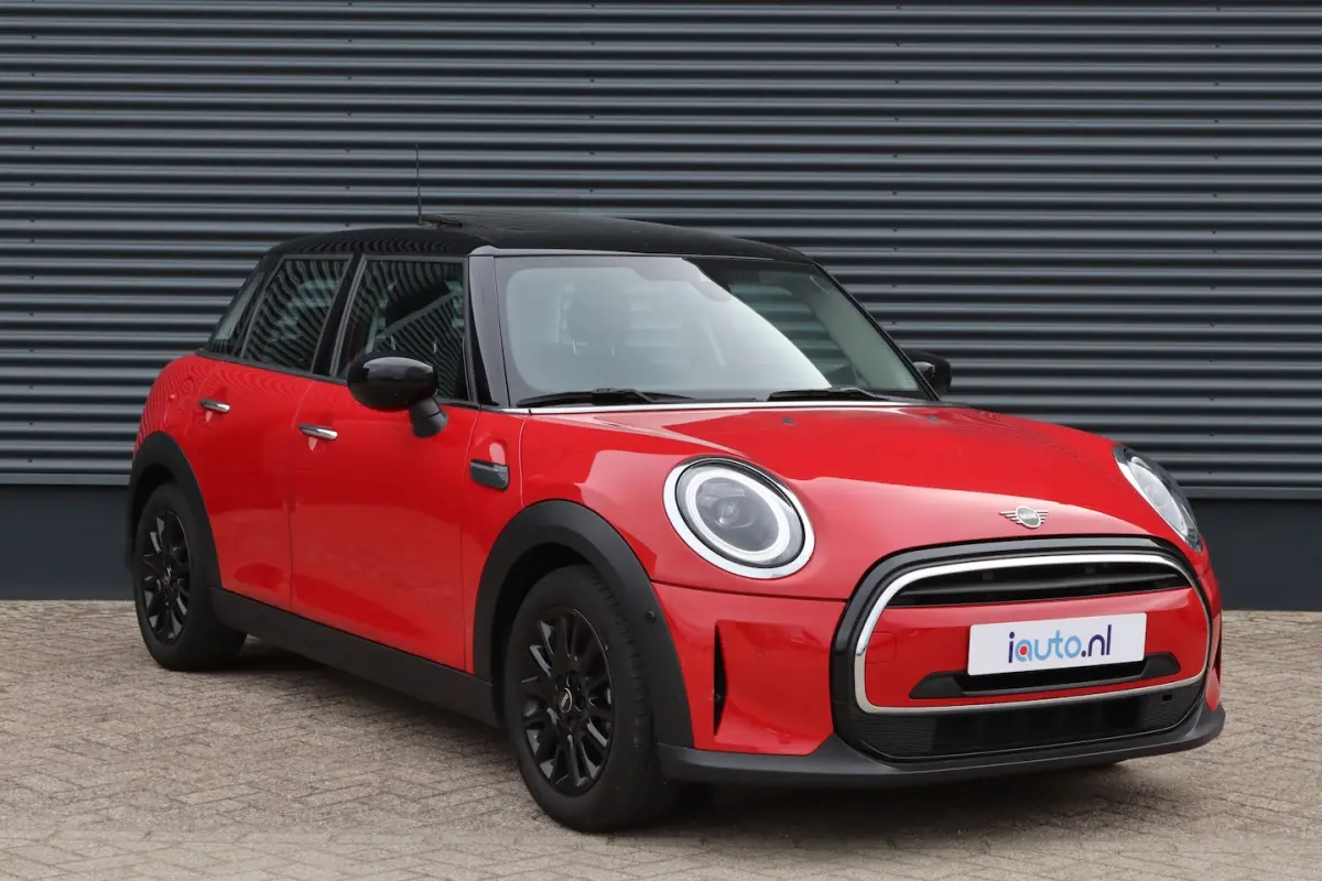 1.5 Cooper Premium Plus Pano/Leder/LED/Keyless/Camera/Head-up/CarPlay