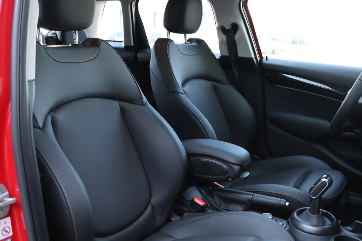 1.5 Cooper Premium Plus Pano/Leder/LED/Keyless/Camera/Head-up/CarPlay
