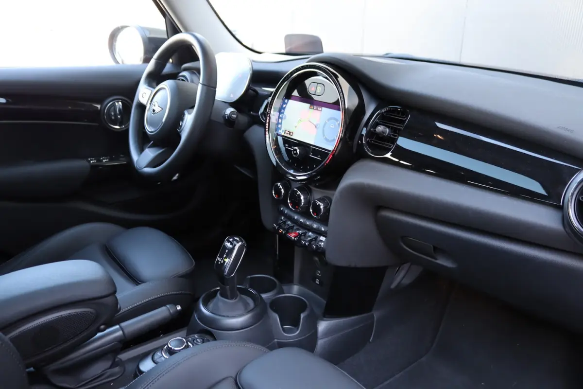 1.5 Cooper Premium Plus Pano/Leder/LED/Keyless/Camera/Head-up/CarPlay