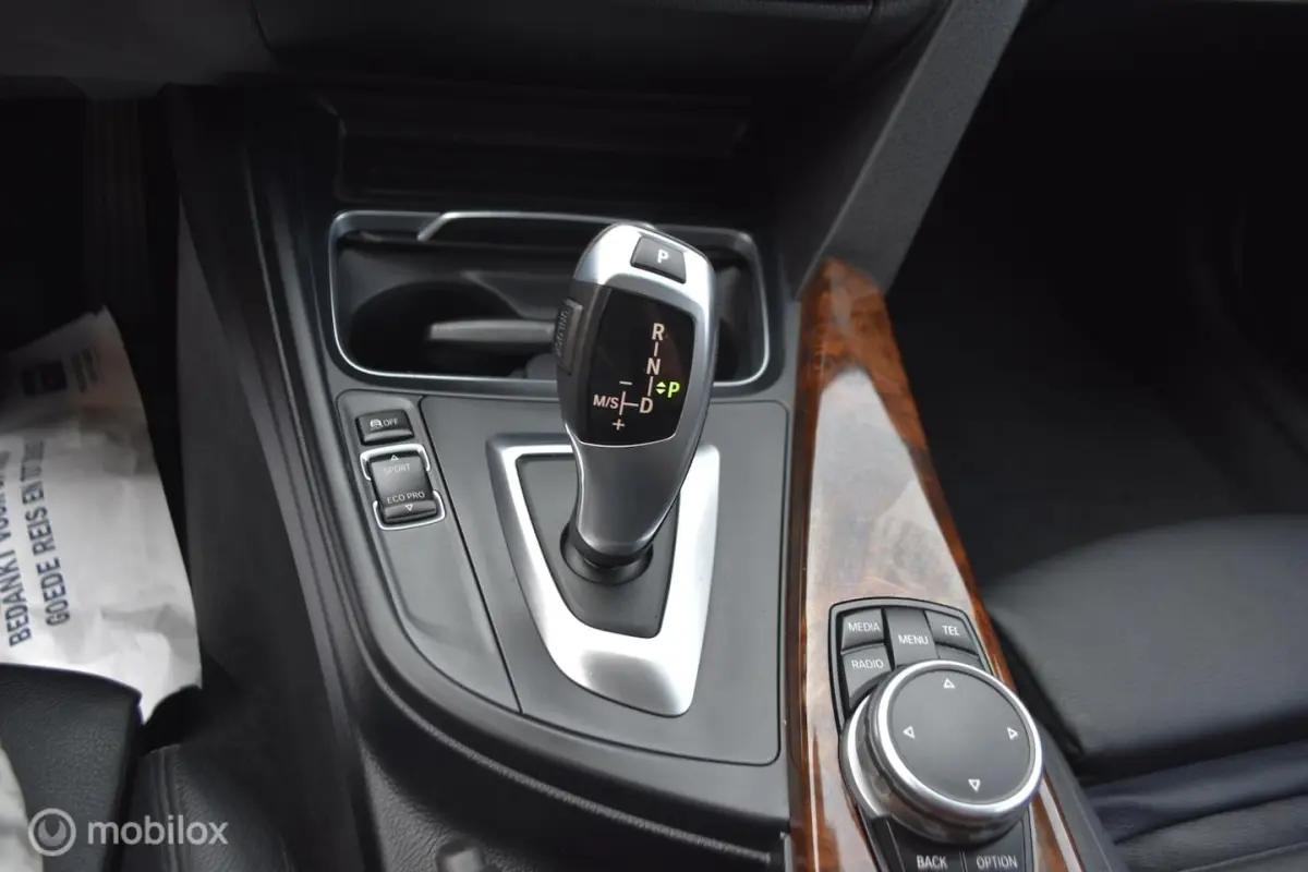 340i Luxury Aut