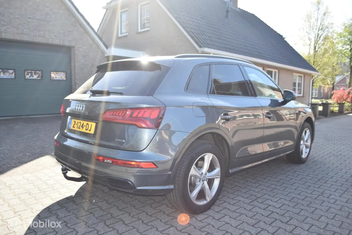 50 TFSI e quattro S edition Aut