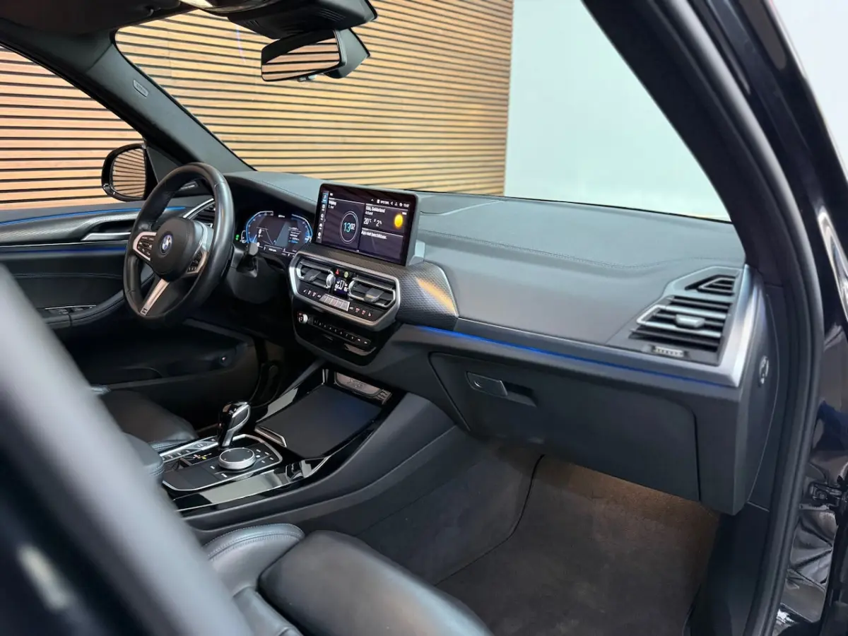 XDrive30e High Executive | Pano | 20â INCH | M Sportremmen | ACC | Leder