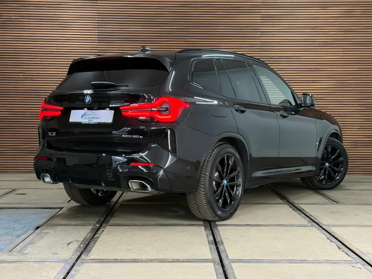 XDrive30e High Executive | Pano | 20â INCH | M Sportremmen | ACC | Leder