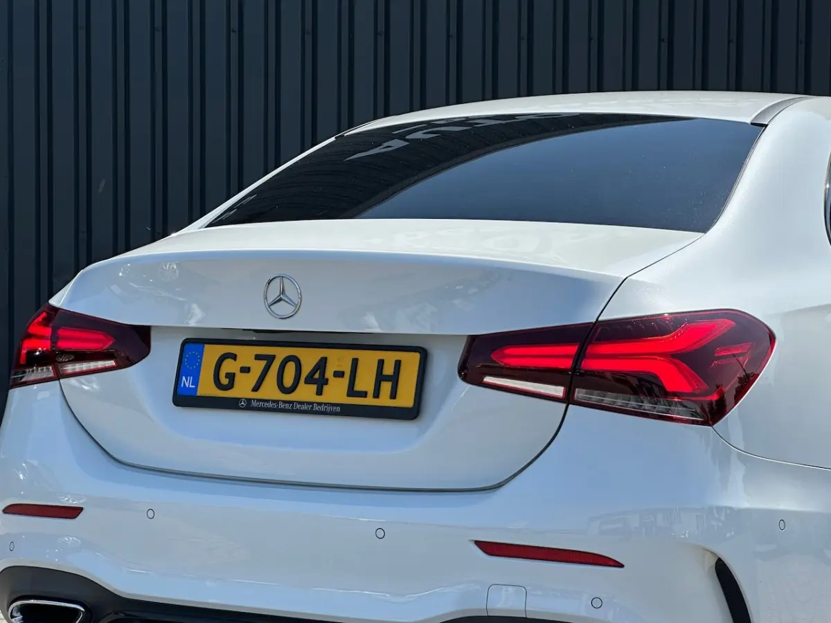 200 Business | AMG Line | Camera|