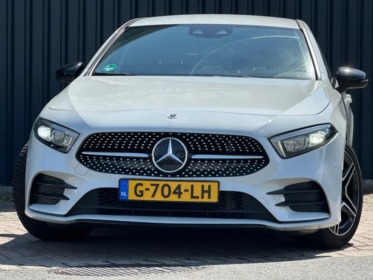 200 Business | AMG Line | Camera|