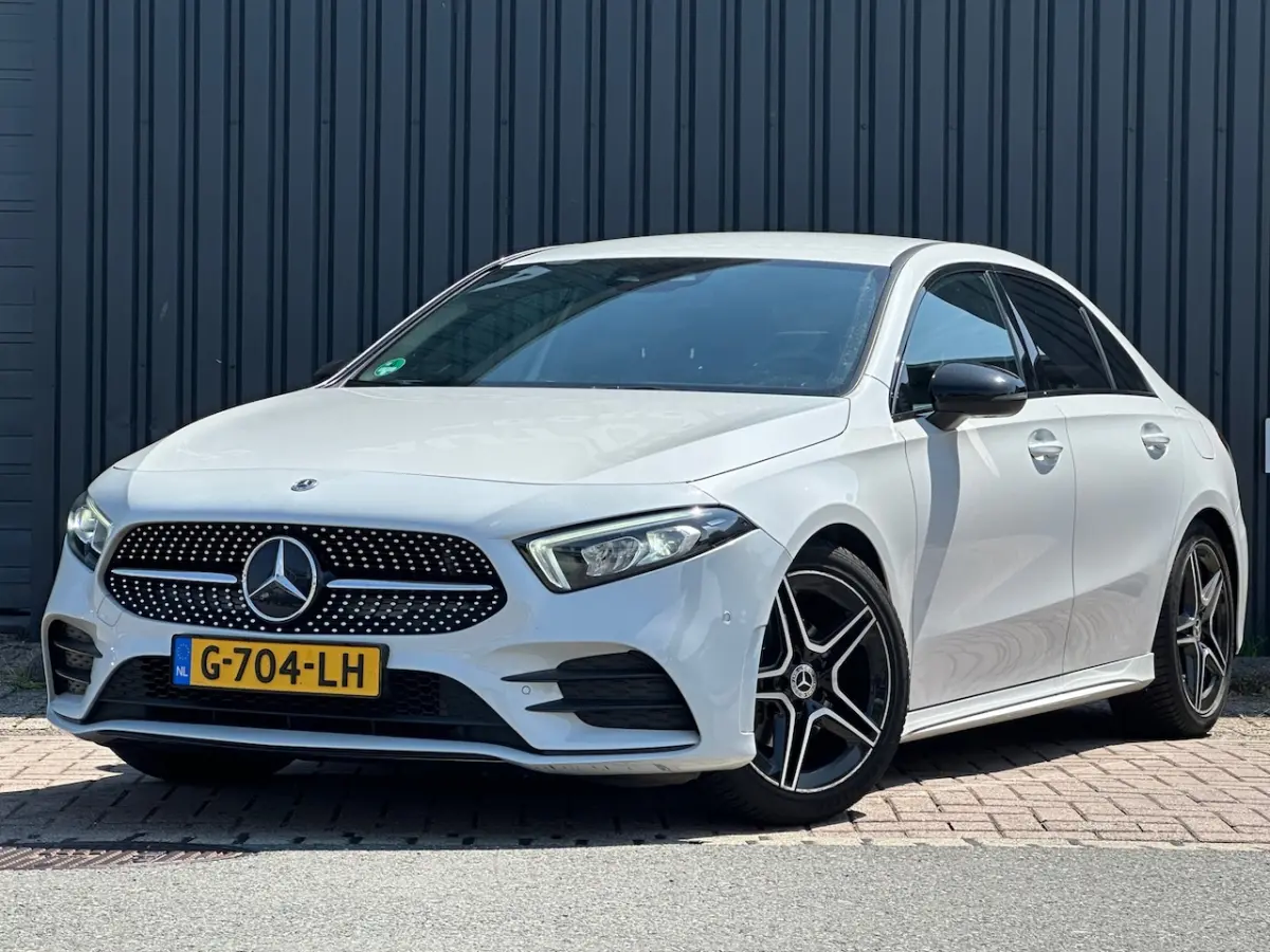 200 Business | AMG Line | Camera|