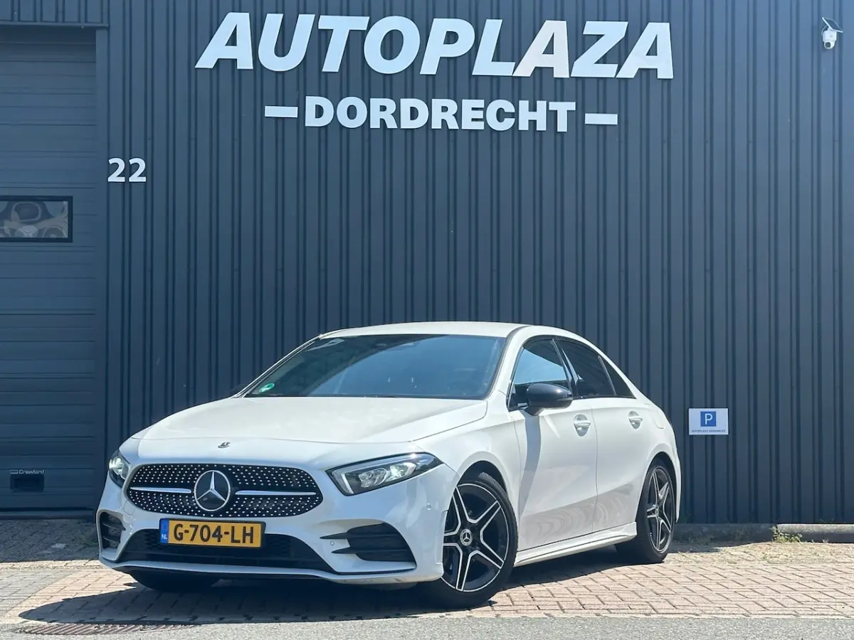200 Business | AMG Line | Camera|