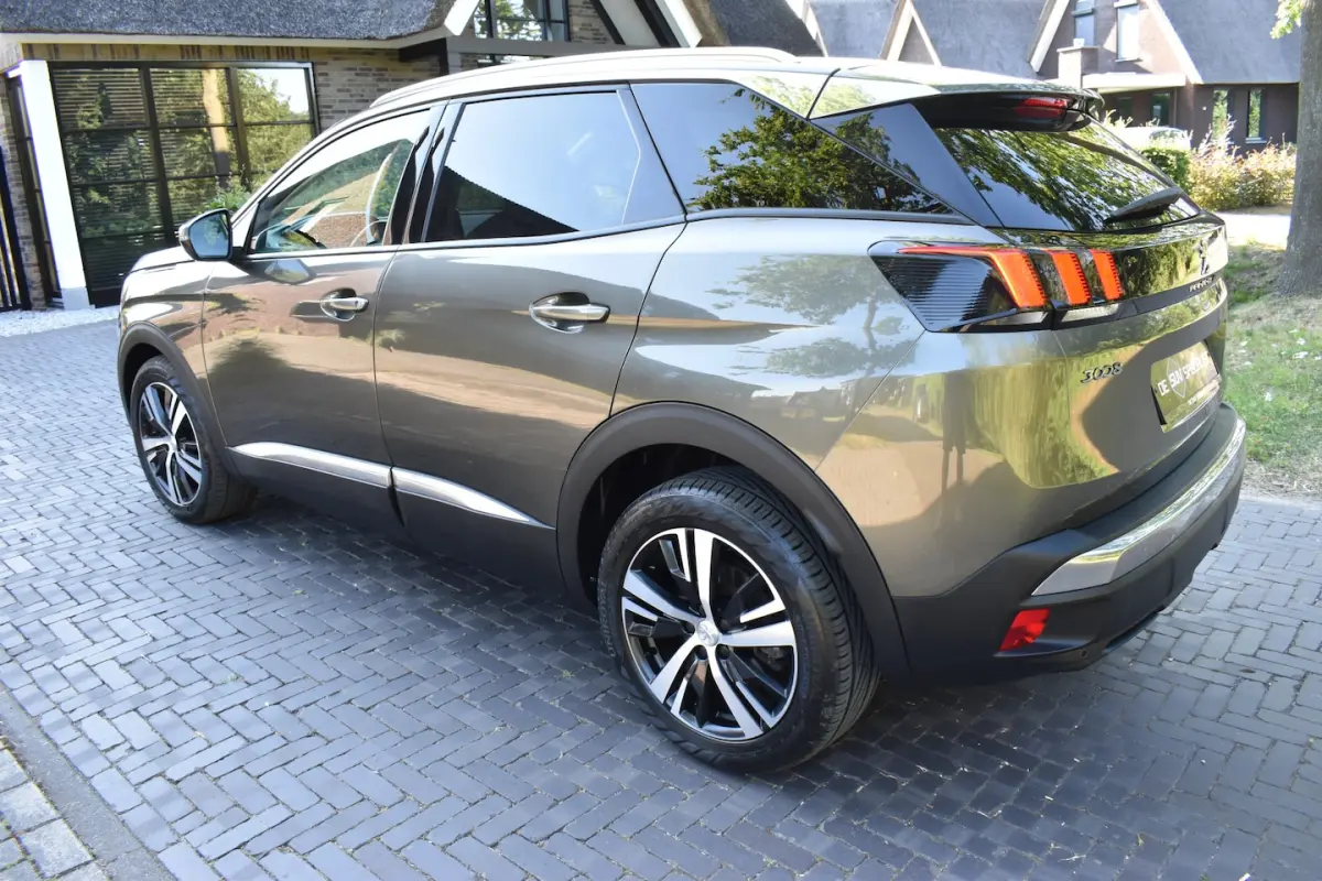 1.2 PureTech GT Line PANO, HALF LEER, NIEUWST
