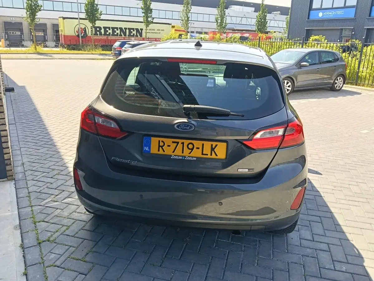 1.0 EcoBoost Hybrid Titanium
