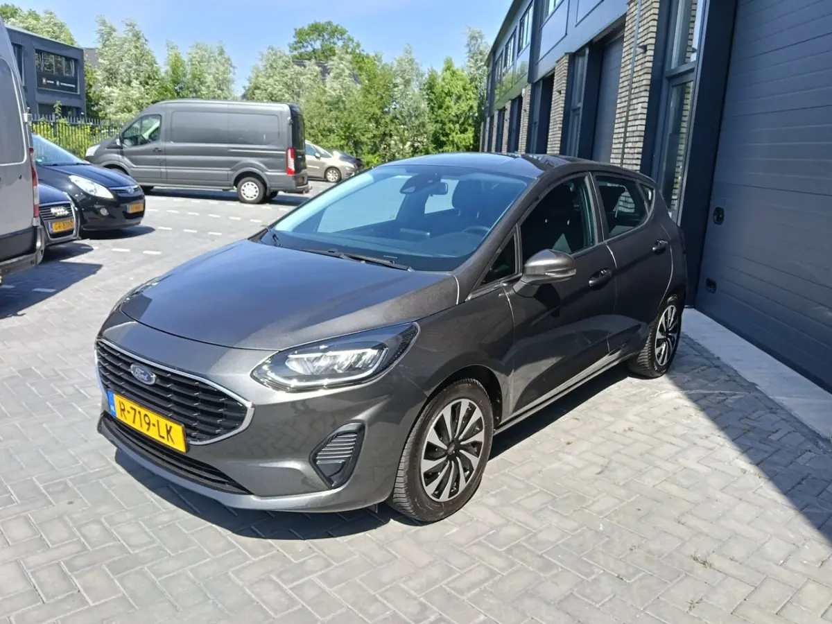 1.0 EcoBoost Hybrid Titanium