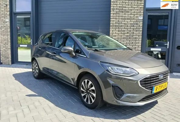 1.0 EcoBoost Hybrid Titanium