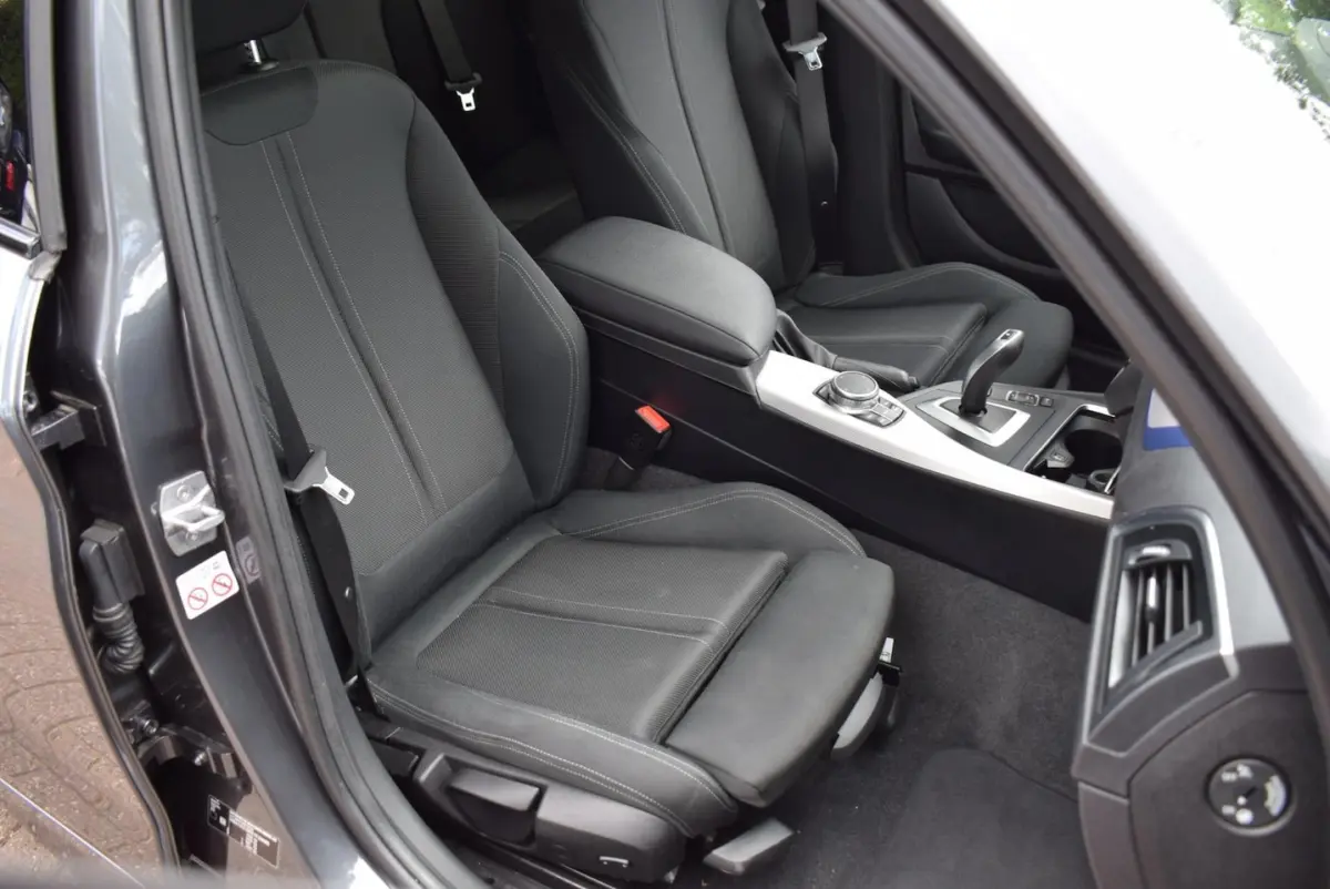 M Sport-pakket 118i Edition/5DRS/AUTOM/DAK/CRUISE/NAVI/XENON/NL-AUTO/PDC V+A/AIRCO-ECC/LMW