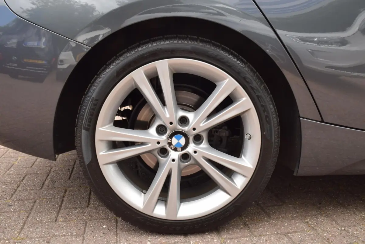 M Sport-pakket 118i Edition/5DRS/AUTOM/DAK/CRUISE/NAVI/XENON/NL-AUTO/PDC V+A/AIRCO-ECC/LMW