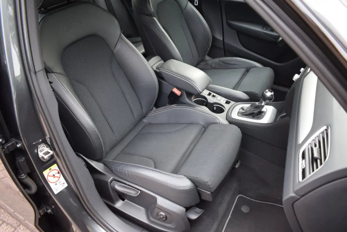 1.4 TFSI S-LINE AUTOMAAT/NAVI/AIRCO/CRUISE/NL-AUTO/TREKH/CAMERA/XENON/BLUETOOTH/PDC/LMW 20