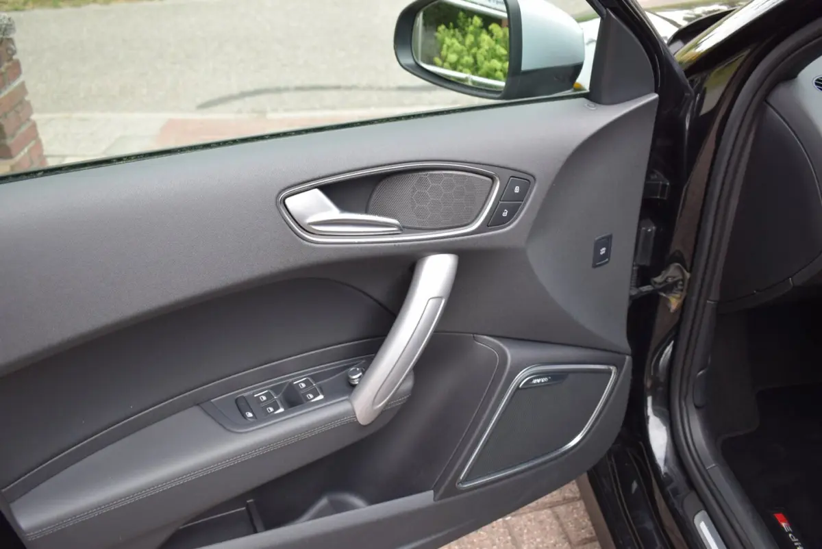 1.8 TFSI Sport Pro Line S AUTOM/PANO DAK/192 PK/5 DRS/CRUISE/NAVI/AIRCO-ECC/CRUISE/CAMERA/