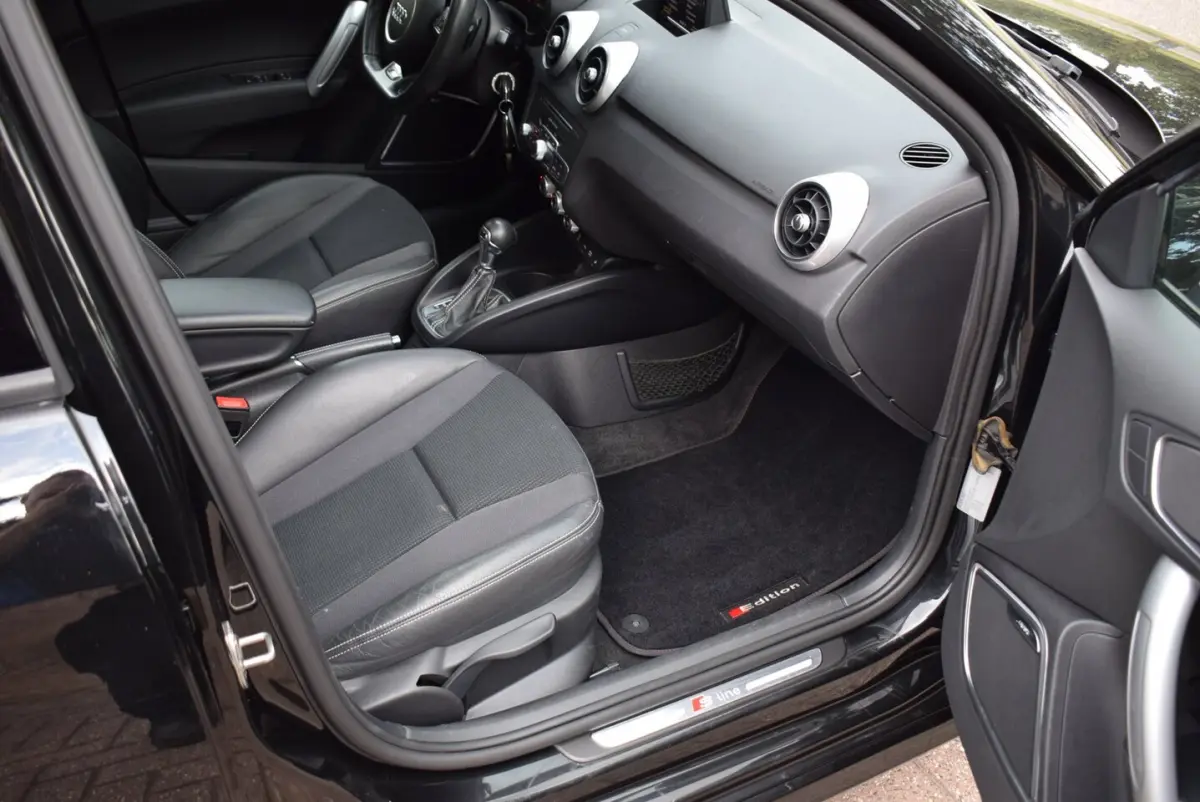 1.8 TFSI Sport Pro Line S AUTOM/PANO DAK/192 PK/5 DRS/CRUISE/NAVI/AIRCO-ECC/CRUISE/CAMERA/
