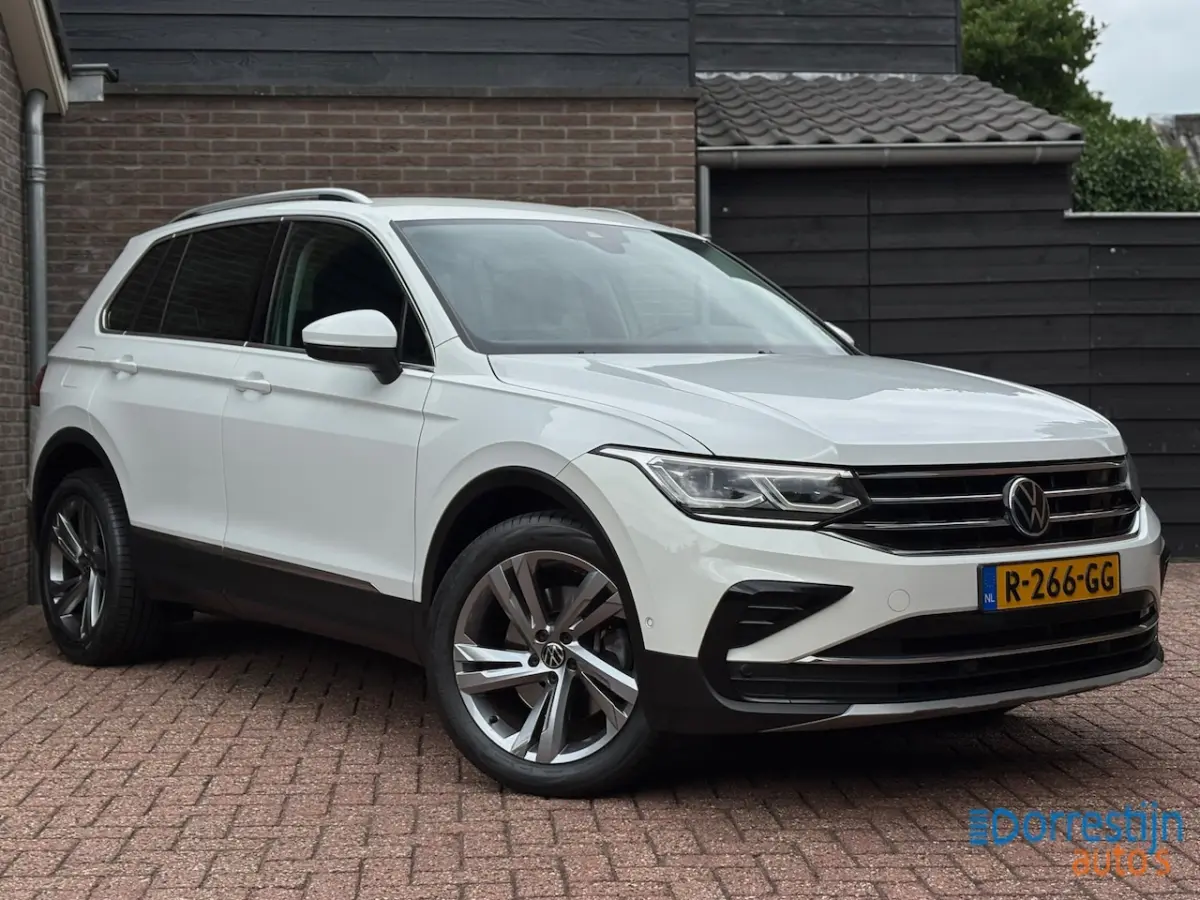 1.4 TSI eHybrid Business+ | ACC | Camera | IQ.Light | CarPlay | Trekhaak
