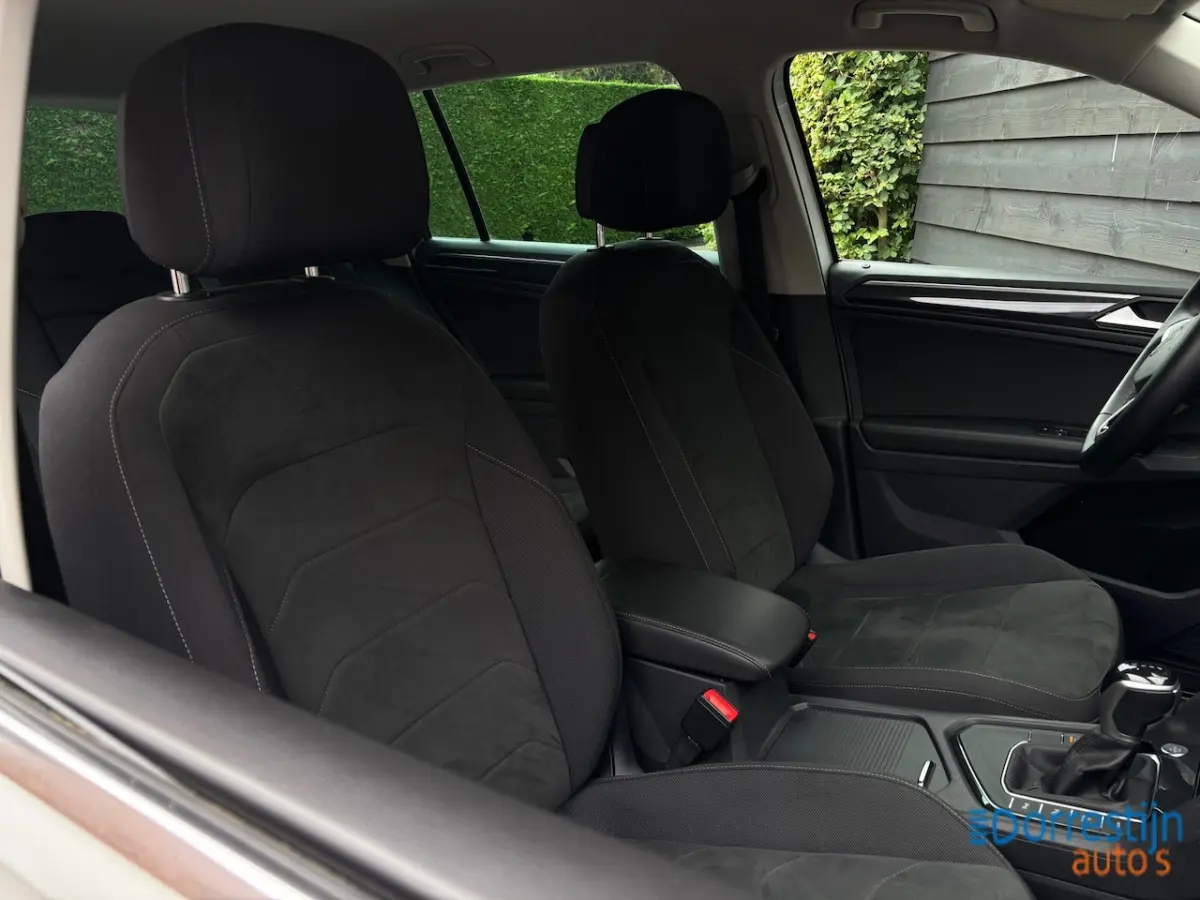 1.4 TSI eHybrid Business+ | ACC | Camera | IQ.Light | CarPlay | Trekhaak