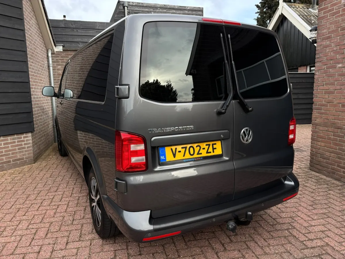 2.0 TDI L2H1 DC Highline | 150pk | Automaat | ACC | CarPlay | Led | PDC