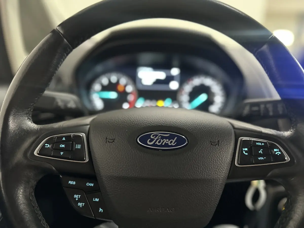 1.0 EcoBoost Trend Essential CLIMA / CRUISE / BLUETOOTH