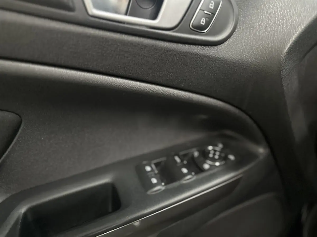1.0 EcoBoost Trend Essential CLIMA / CRUISE / BLUETOOTH