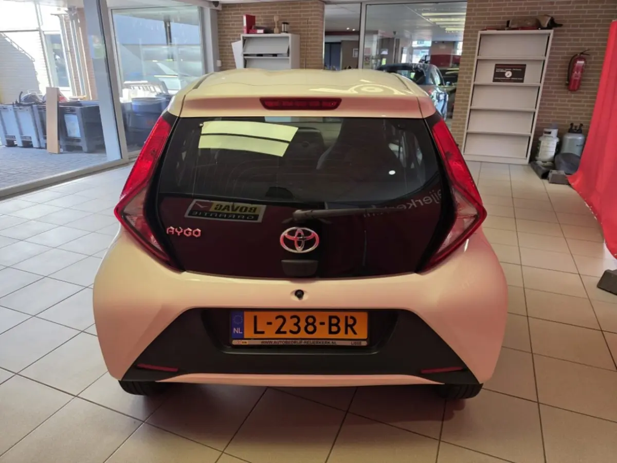 1.0 VVT-i x-fun, Airco, 12 Maanden Bovag garantie