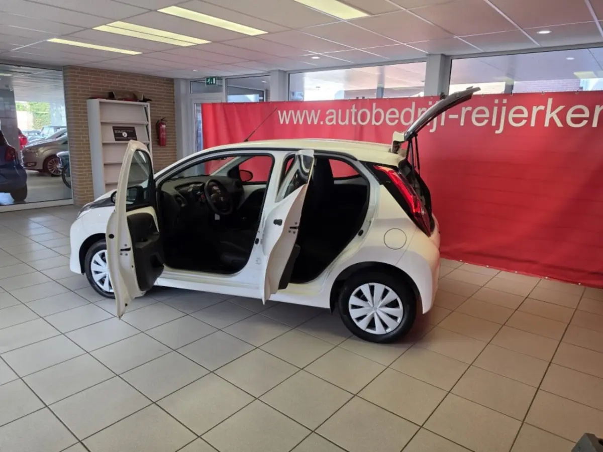 1.0 VVT-i x-fun, Airco, 12 Maanden Bovag garantie