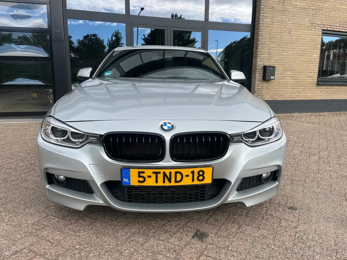 328i, M-Sport, NL Auto, Dealer onderhouden