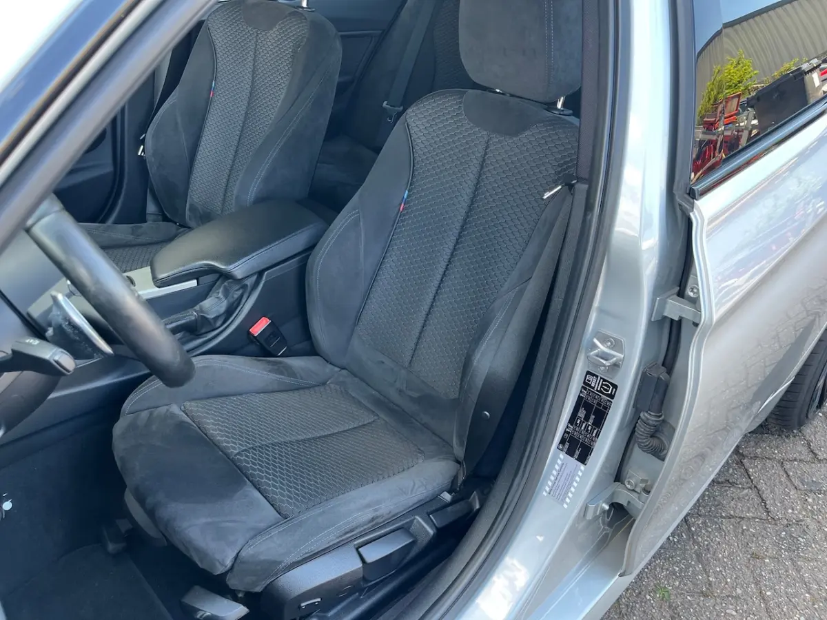 328i, M-Sport, NL Auto, Dealer onderhouden