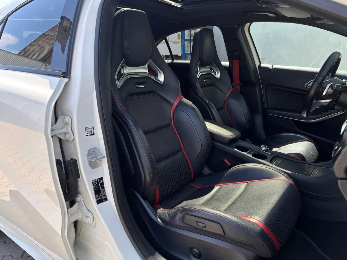 250 Sport Prestige Facelift Pano Schaalstoelen