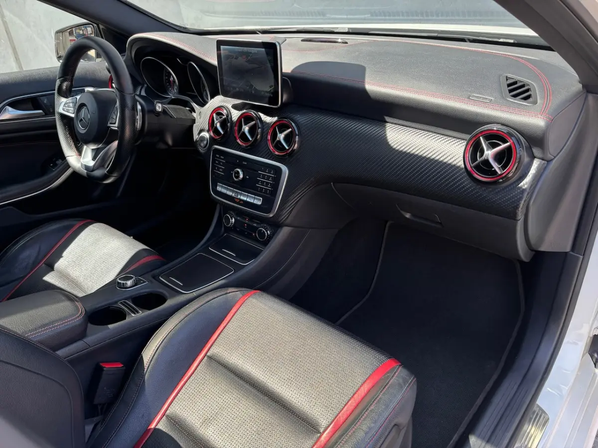 250 Sport Prestige Facelift Pano Schaalstoelen