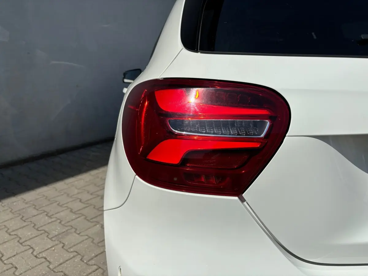 250 Sport Prestige Facelift Pano Schaalstoelen