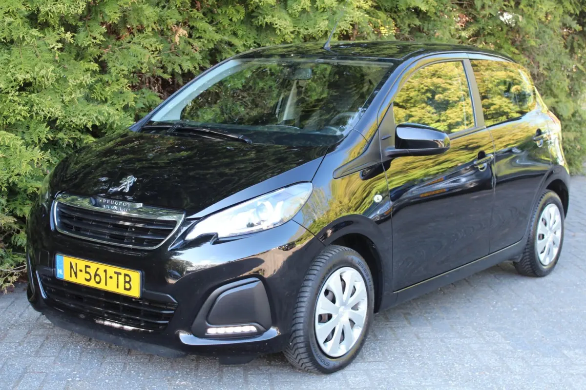 1.0 e-VTi Active 72PK | Airco | DAB | Elektrische ramen