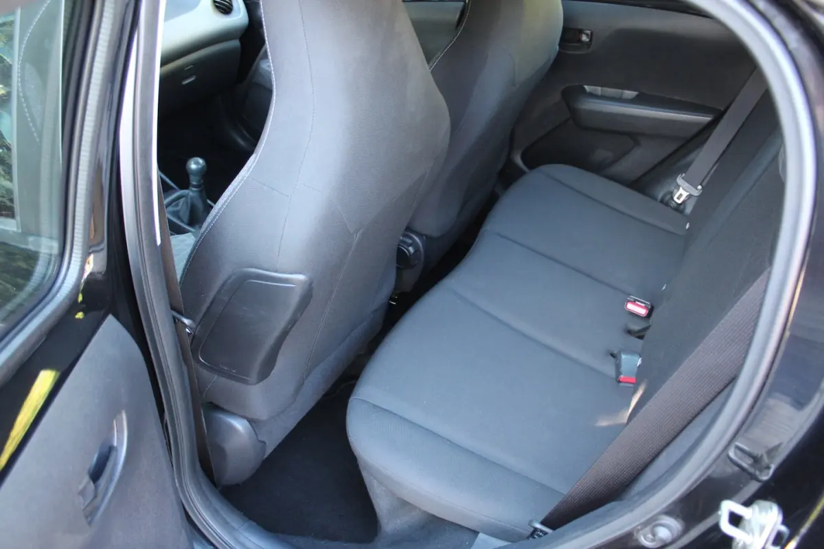 1.0 e-VTi Active 72PK | Airco | DAB | Elektrische ramen