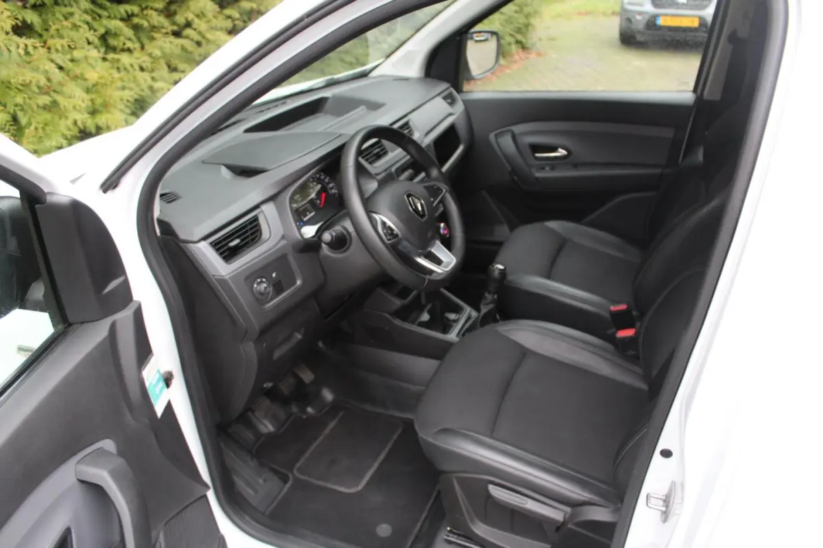 1.5 dCi 75 Comfort 75PK | Airco | Cruise Control | Parkeersensoren | Half-Leder