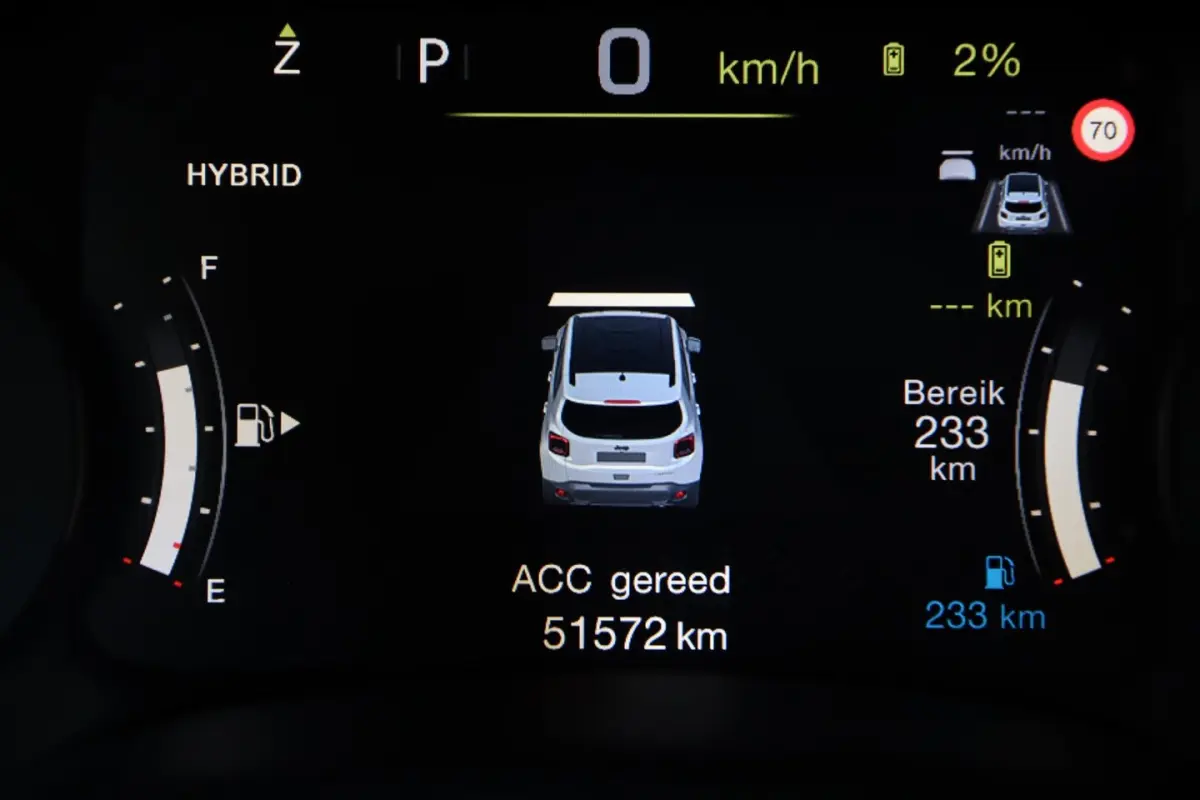 4xe 240 Plug-in Hybrid Electric S / PANO / ACC / KEYLESS / CAMERA / CARPLAY