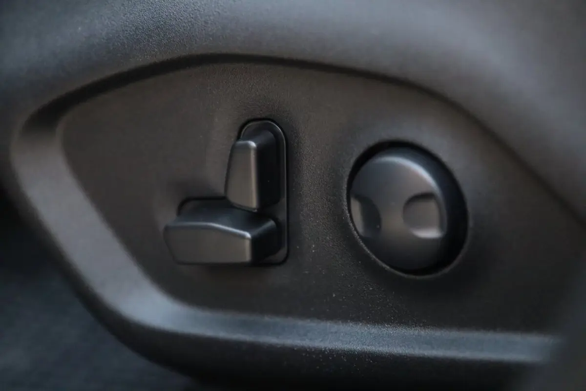 4xe 240 Plug-in Hybrid Electric S / PANO / ACC / KEYLESS / CAMERA / CARPLAY