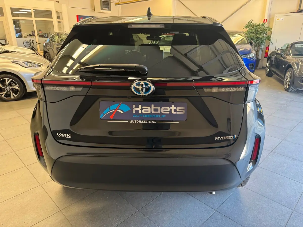 1.5 Hybrid Dynamic / Winterpack/Acc/keyless/Led/Camera/Dealer Oh